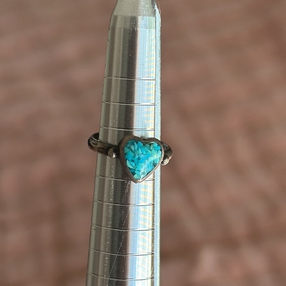 Vintage Jewelry - 🩵🩵🩵Silver turquoise ring small petite baby size 4